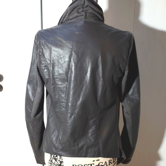 Blank Nyc- Gray/Black Faux leather Jacket Slant Zip Edgy Mod grunge Sz.Small - Picture 3 of 10